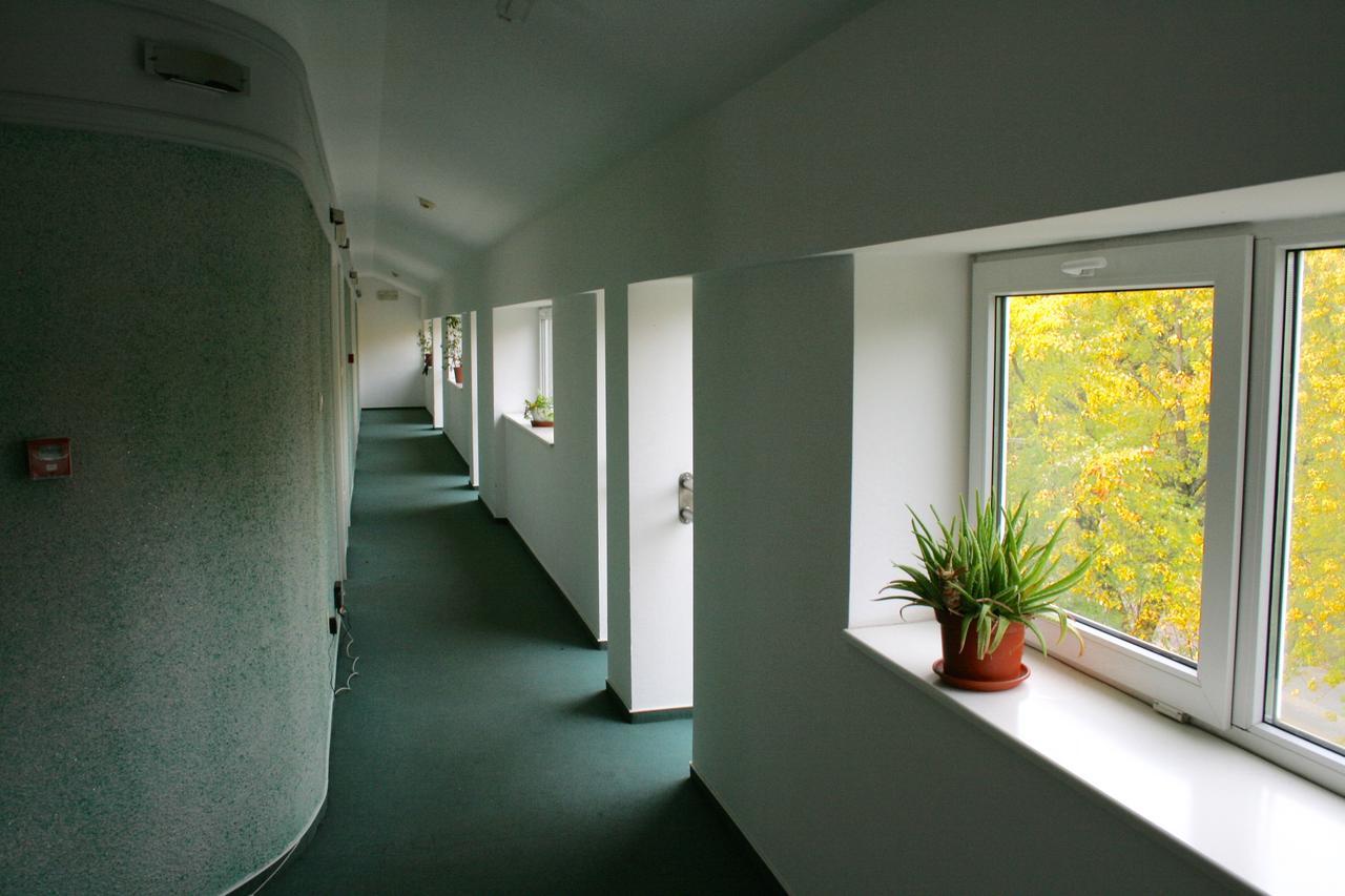 Hotel Well Harkany